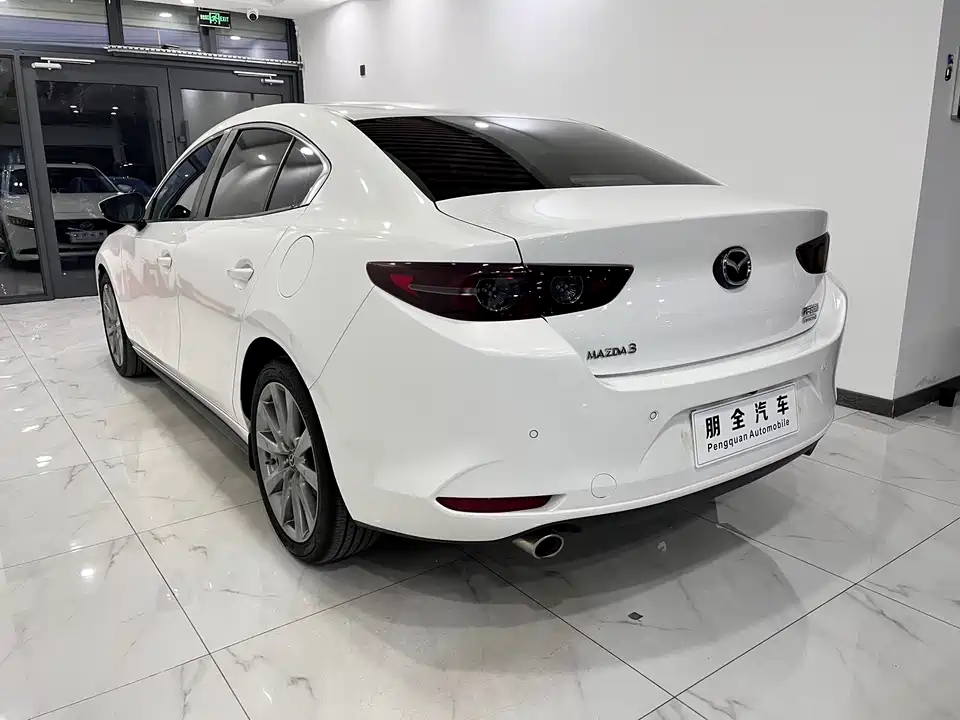 Mazda 3 Angkesaila