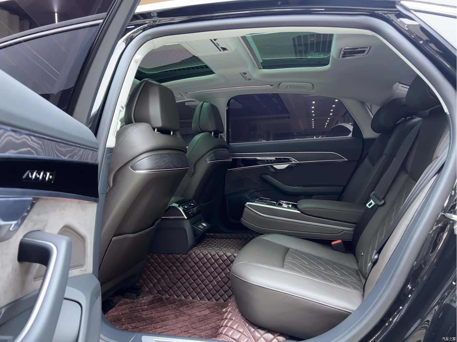 Audi A8L, 2022 10