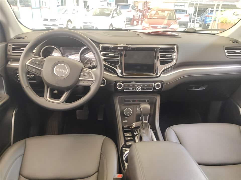 Jeep Grand Commander Jeep Grand Commander