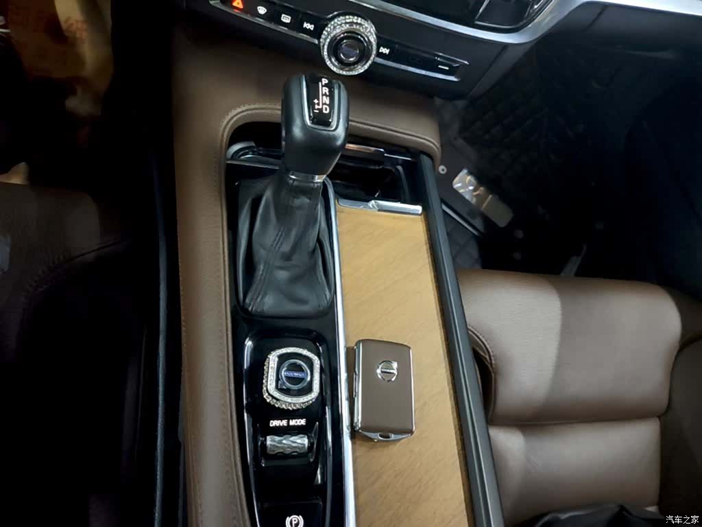 Volvo S90, 2020 10