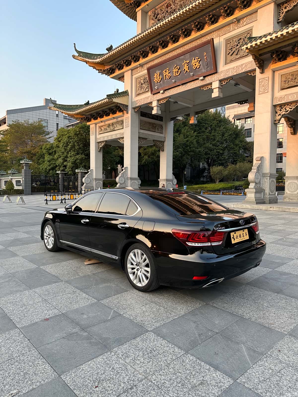 Lexus LS, 2014 18