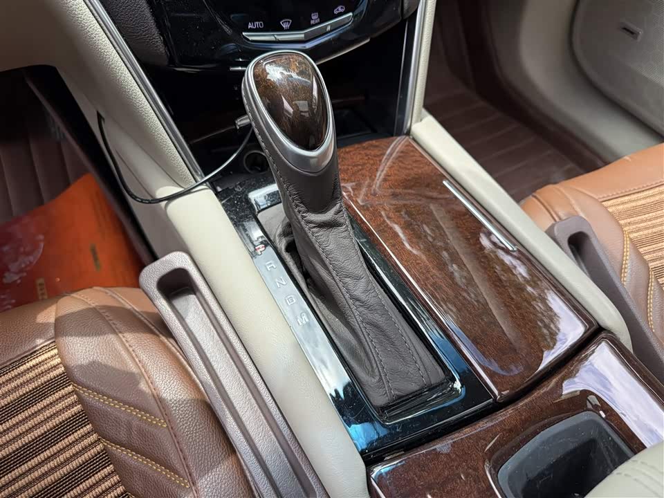 Cadillac XTS