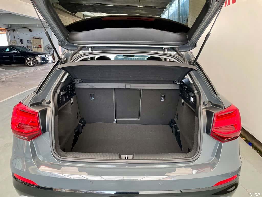 Audi Q2L, 2021 18