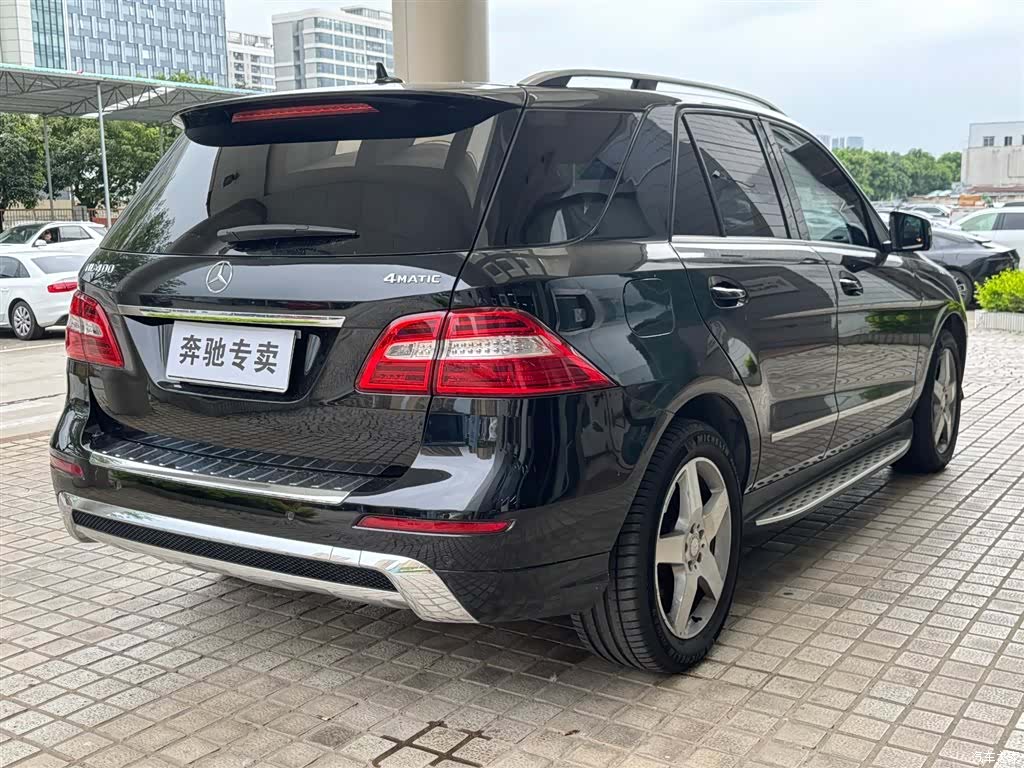 Mercedes-Benz M-Class, 2015 19