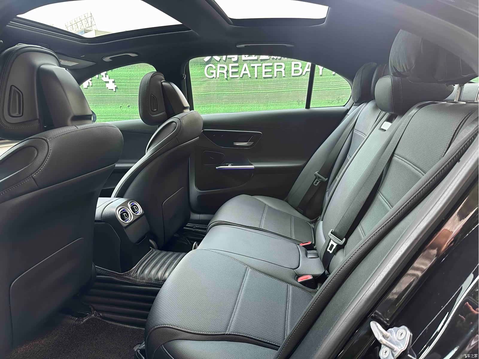 Mercedes-Benz C-Class, 2023 13