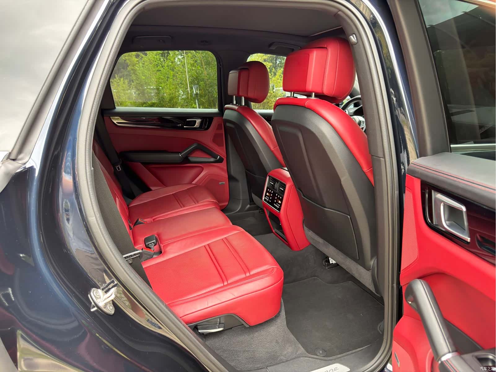 Porsche Cayenne, 2020 11