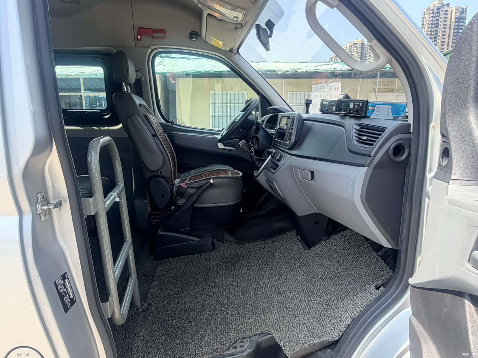 Maxus V80, 2021 9