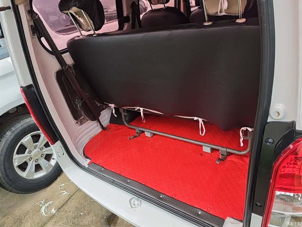 Wuling V, 2017 19