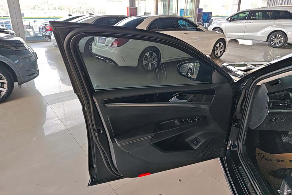 Volkswagen Passat, 2024 7