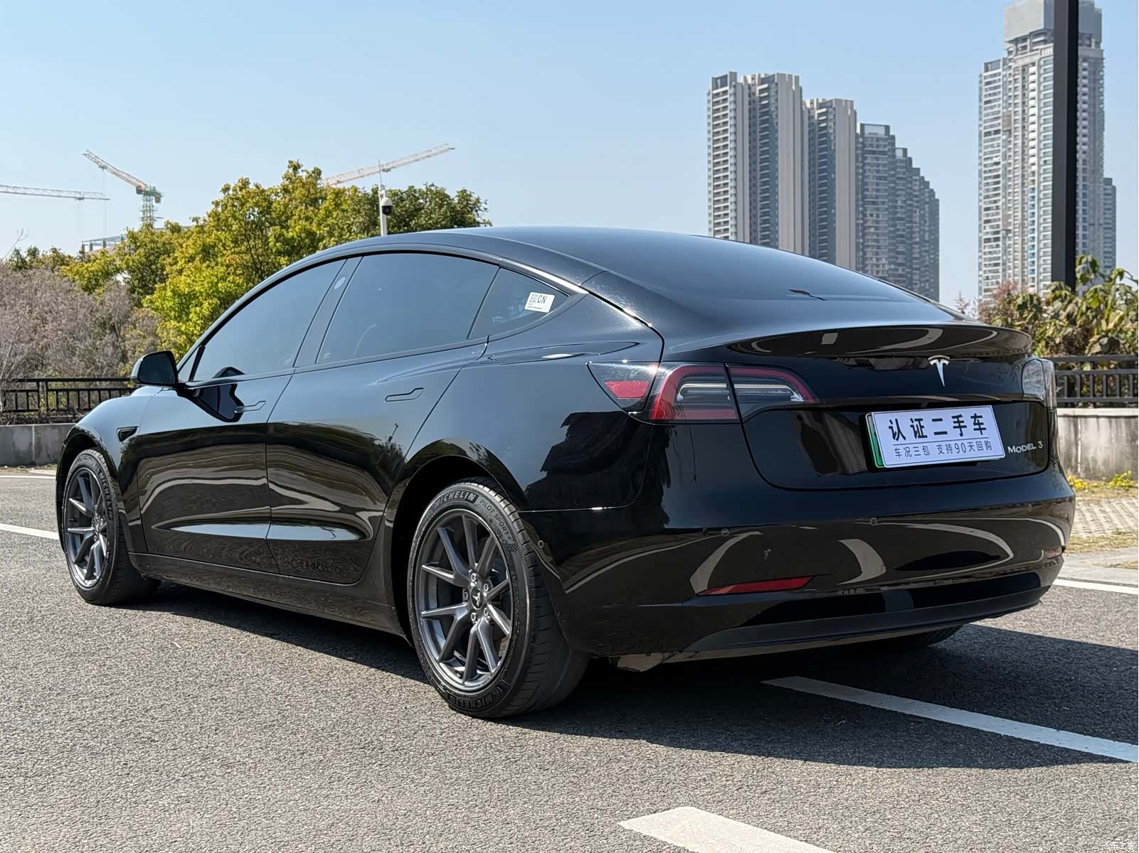 Tesla Model 3, 2022 7