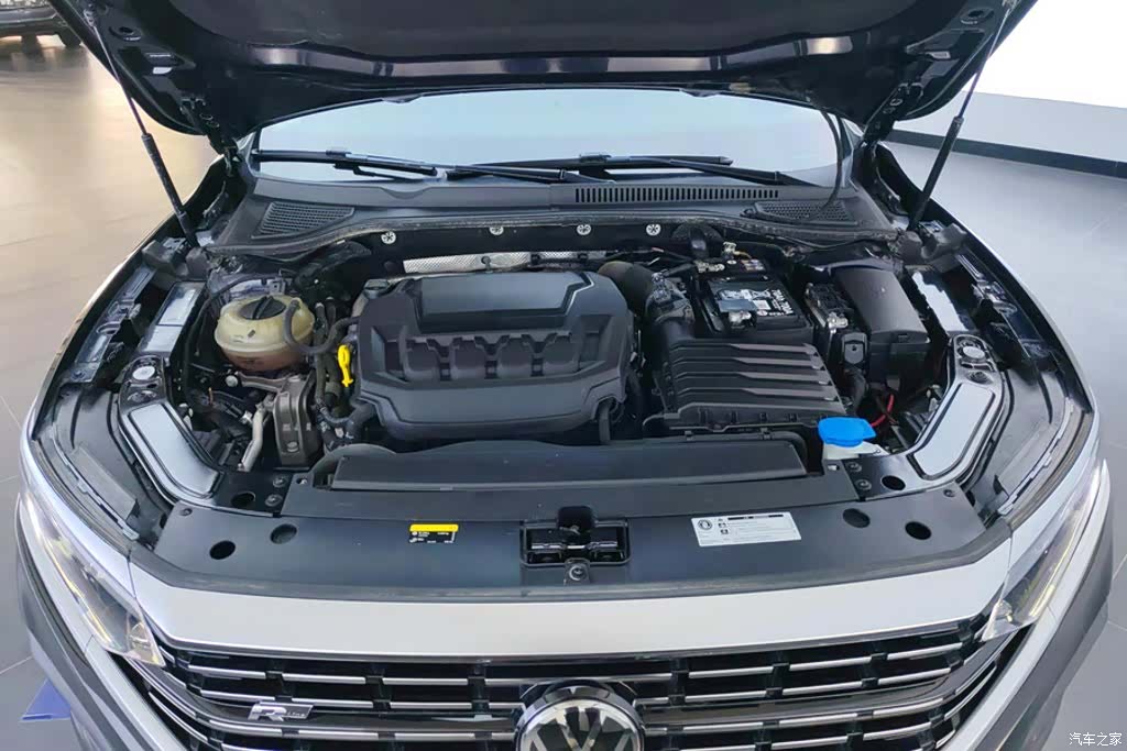 Volkswagen Passat, 2024 10