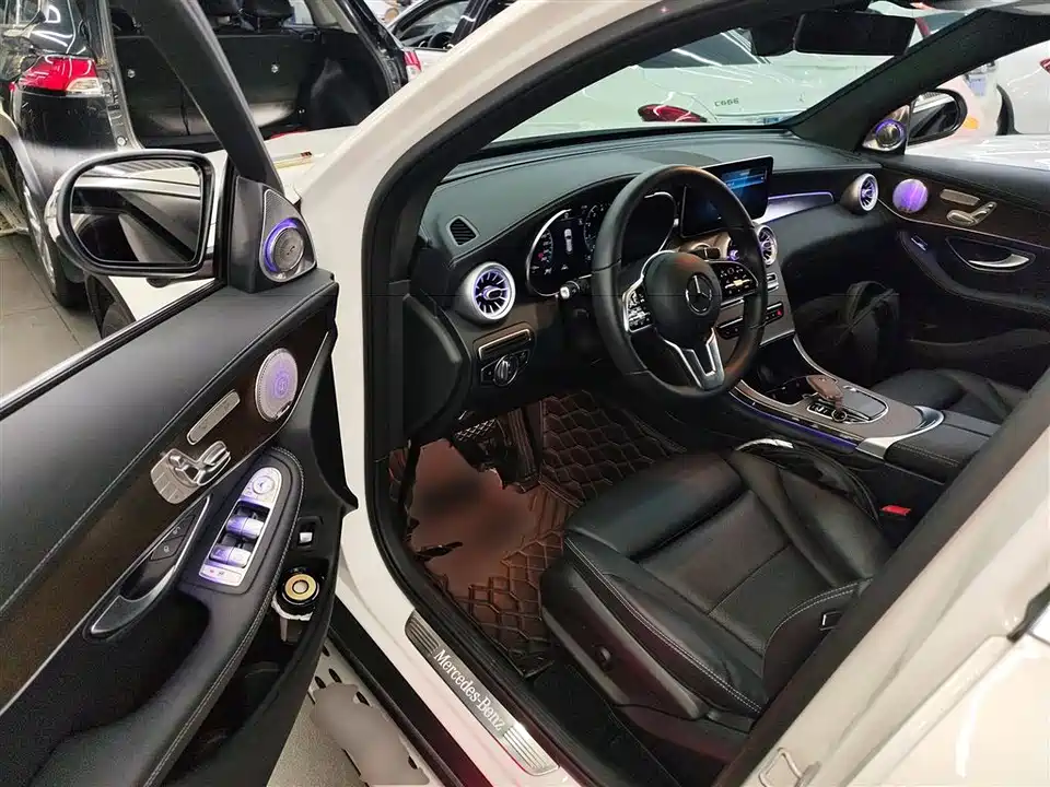 Mercedes-Benz GLC Mercedes-Benz GLC