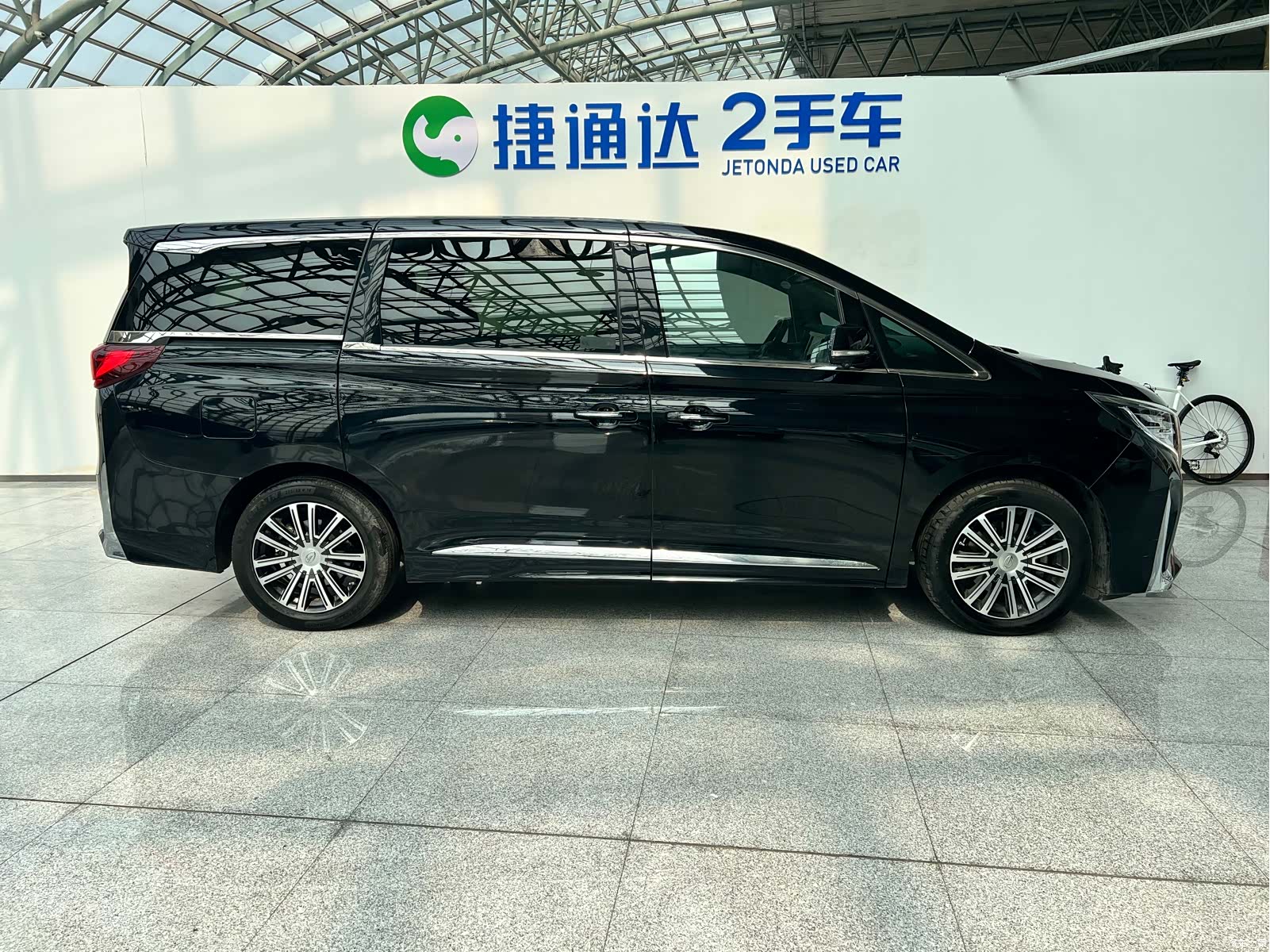Trumpchi M8, 2021 3