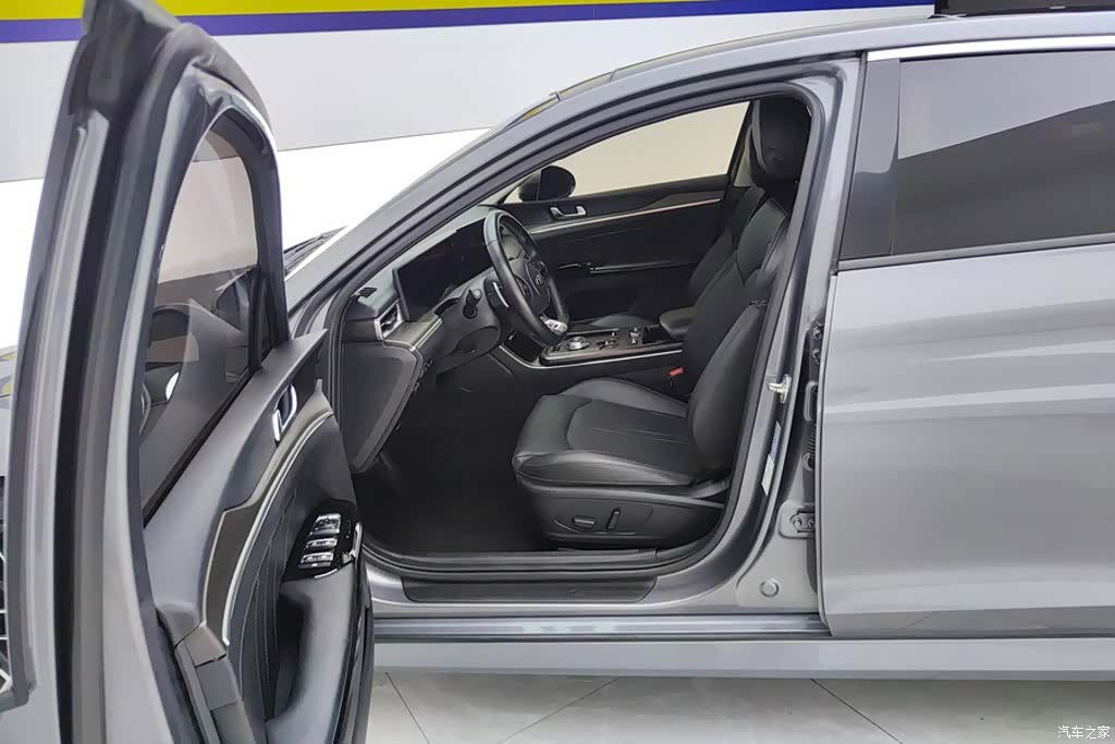 Kia K5, 2020 9