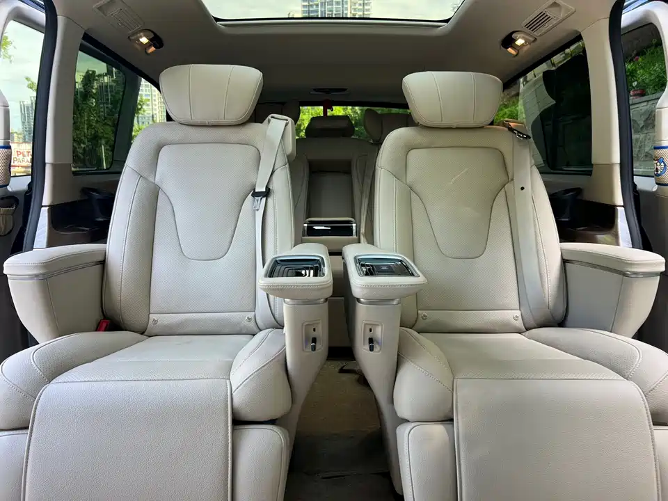 Mercedes-Benz V-class Mercedes-Benz V-class