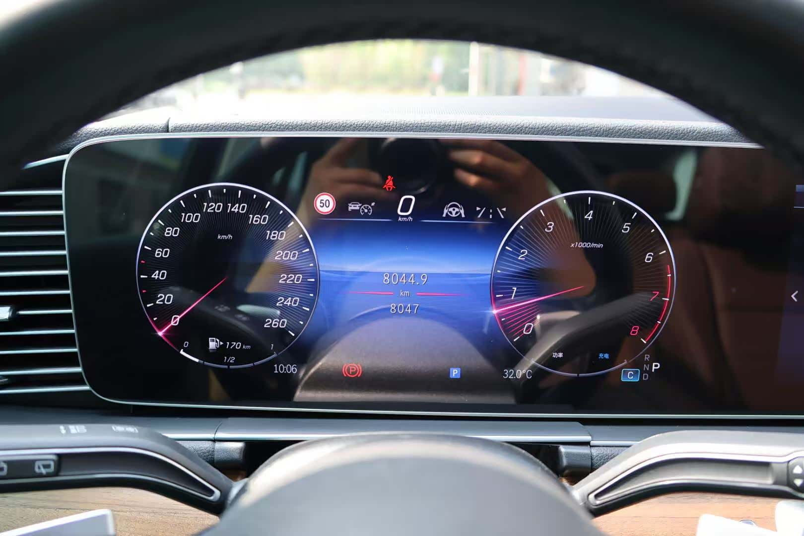 Mercedes-Benz GLE, 2025 8
