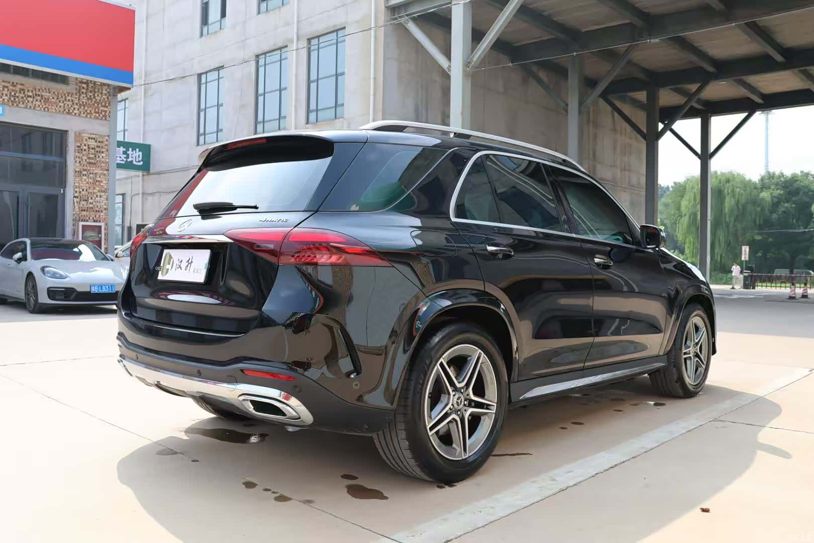Mercedes-Benz GLE, 2025 14