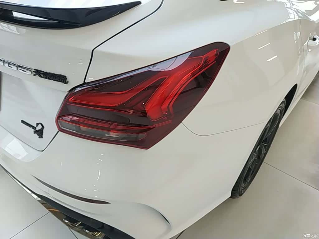 MG MG5, 2022 8