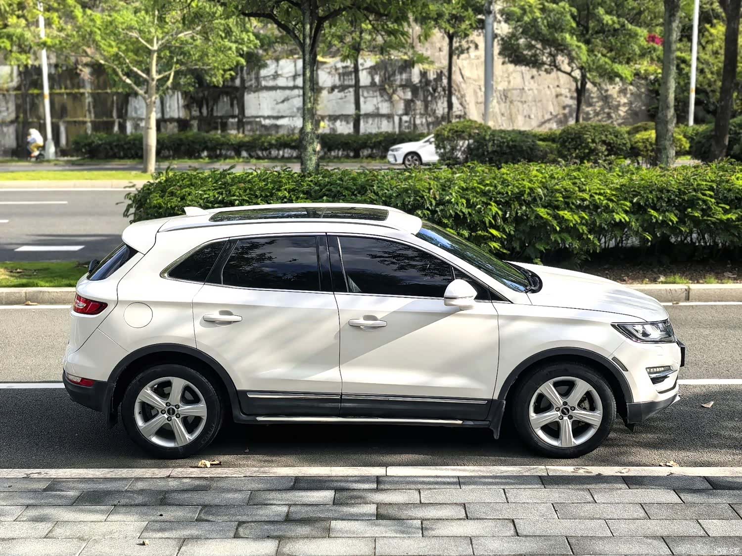 Lincoln MKC, 2018 29
