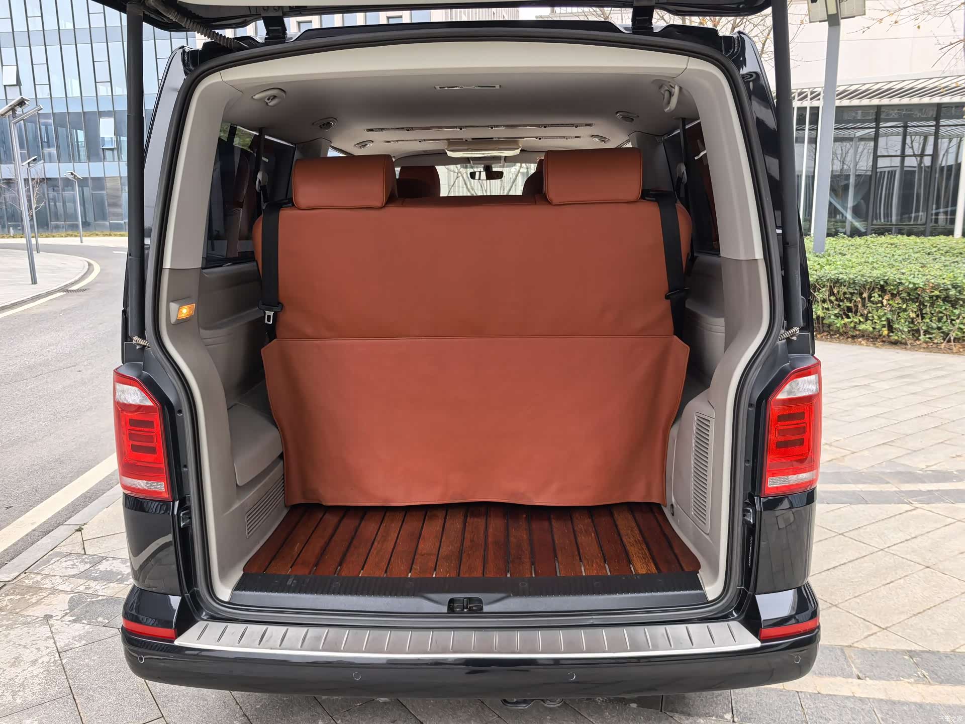 Volkswagen 8, 2017 26