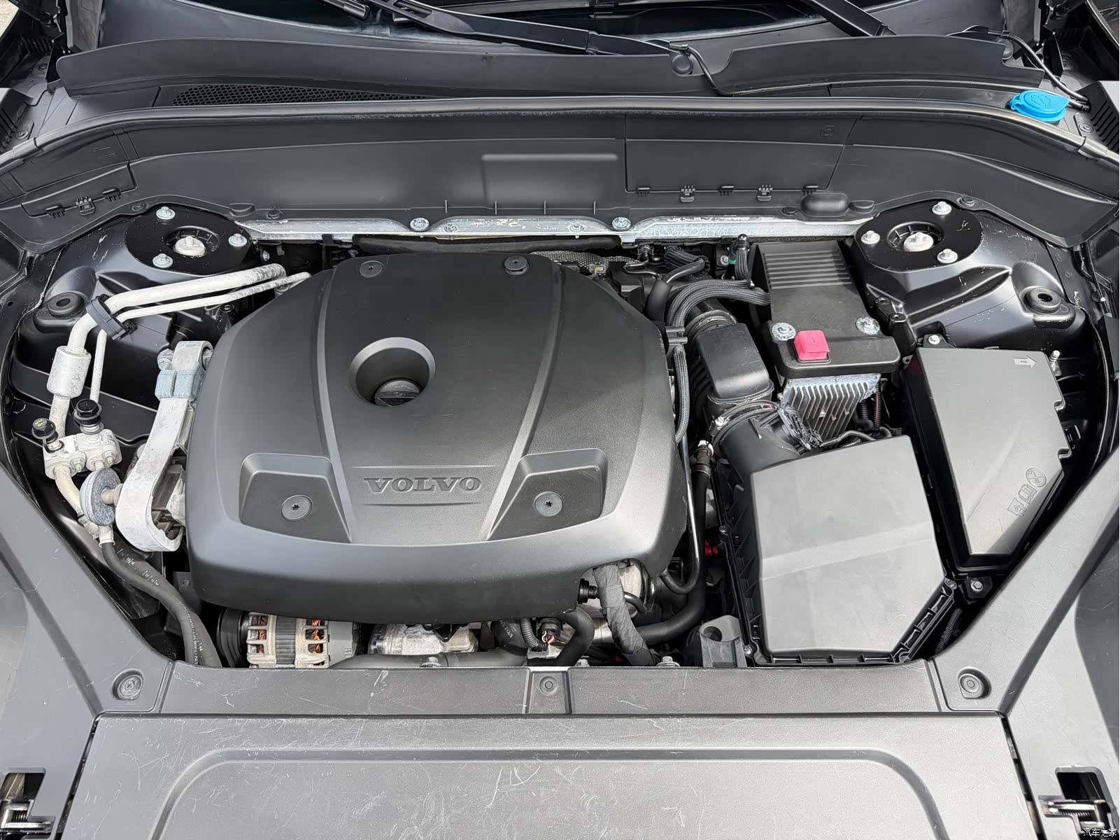 Volvo XC90, 2018 27