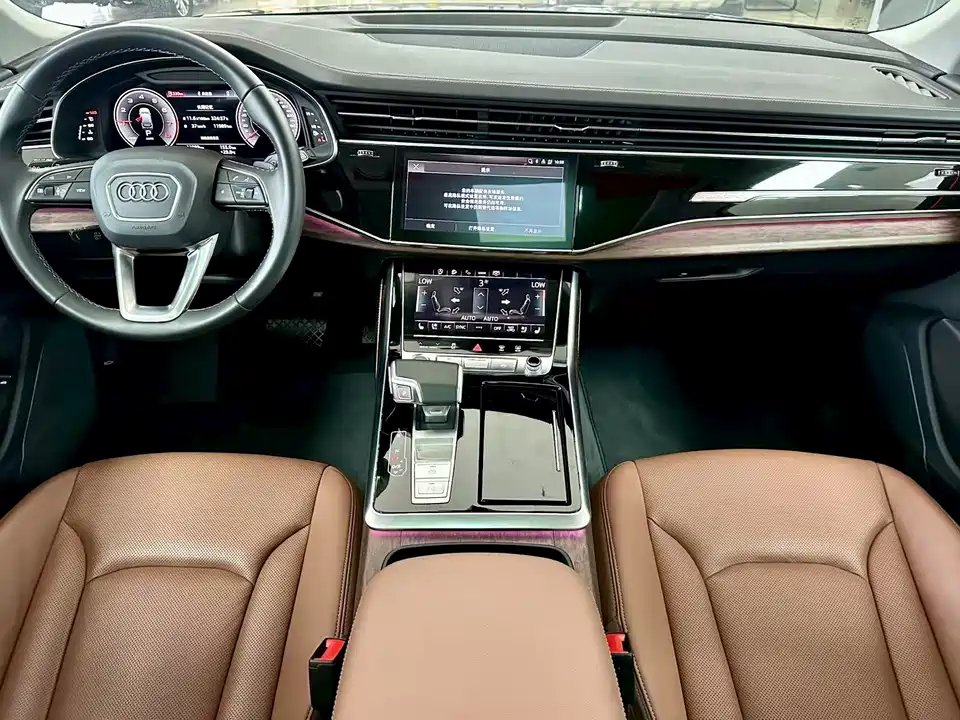 Audi Q7 Audi Q7