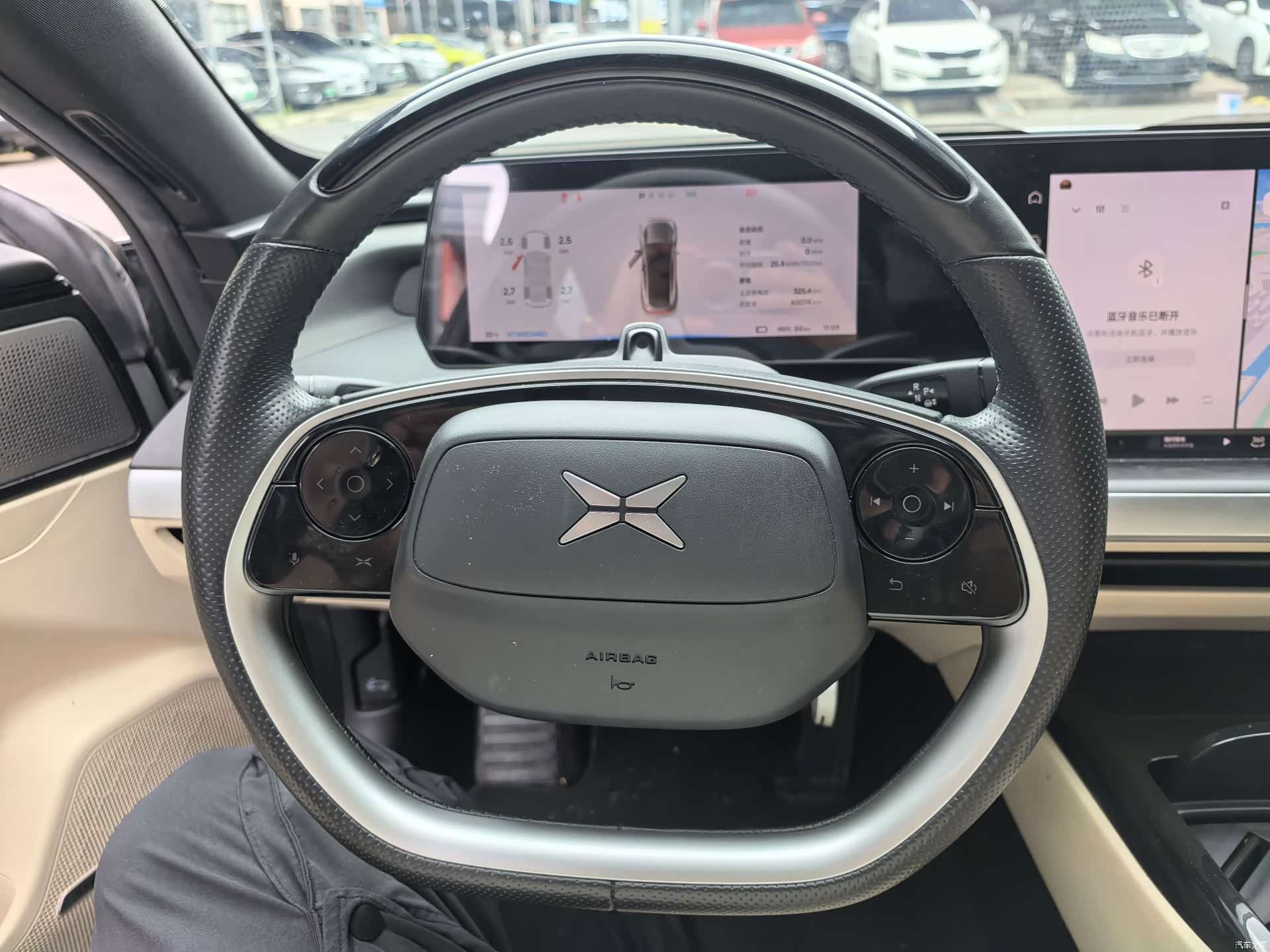 Xpeng P7, 2022 8