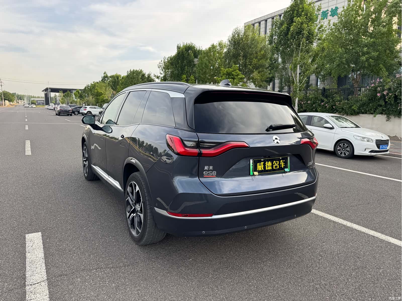 NIO ES8, 2021 6