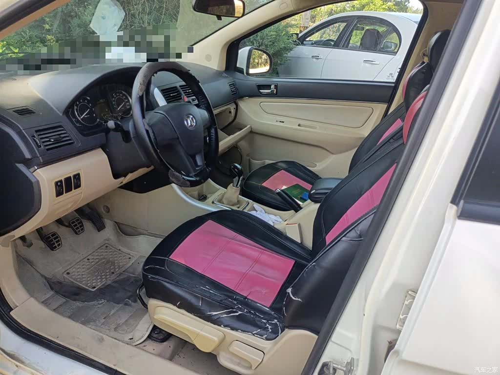 BAIC D20, 2015 16