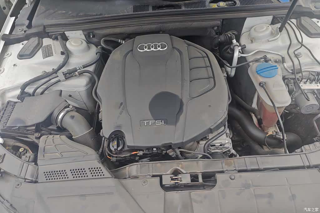 Audi A4L, 2015 10