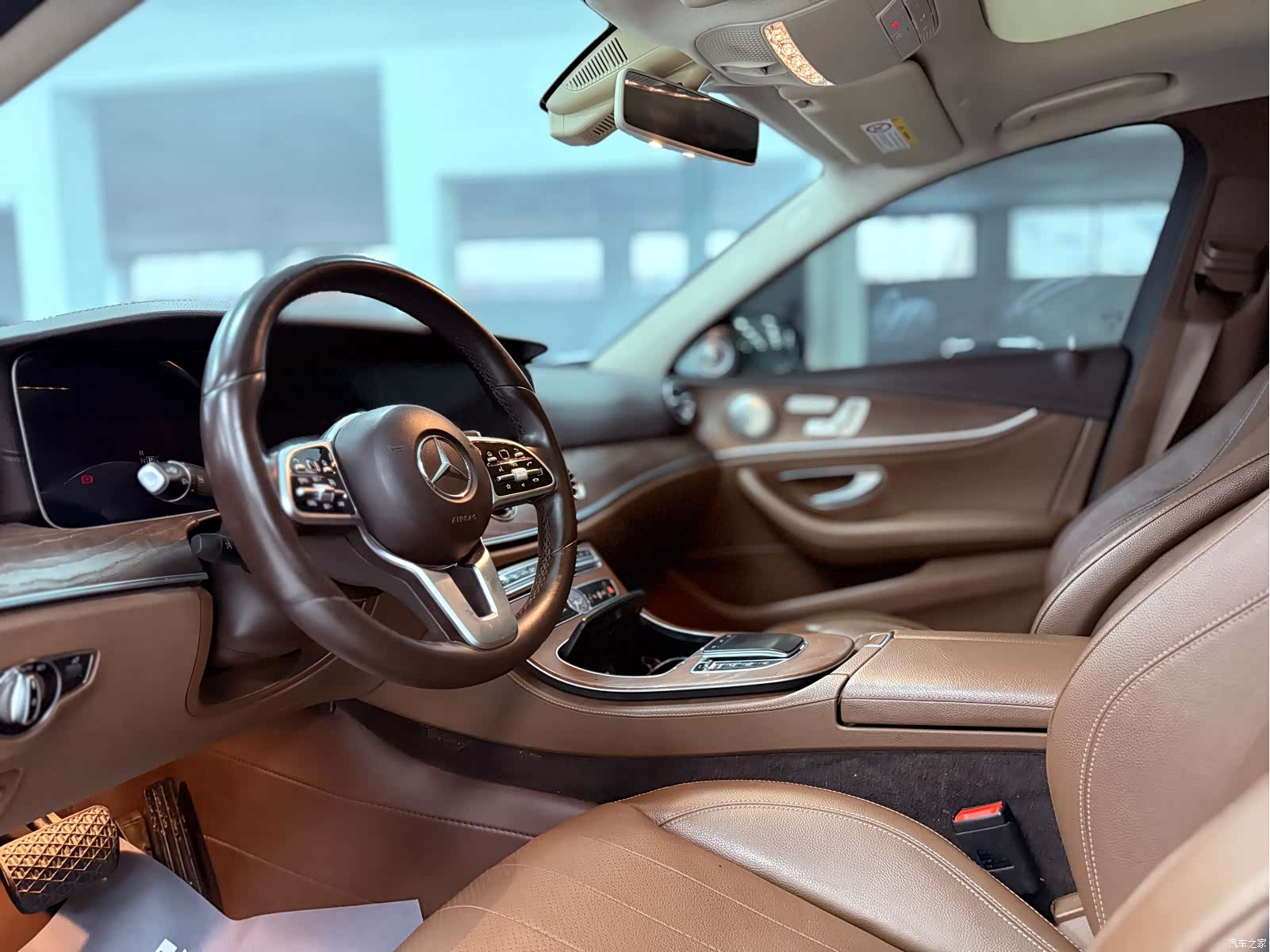 Mercedes-Benz E-Class, 2019 7