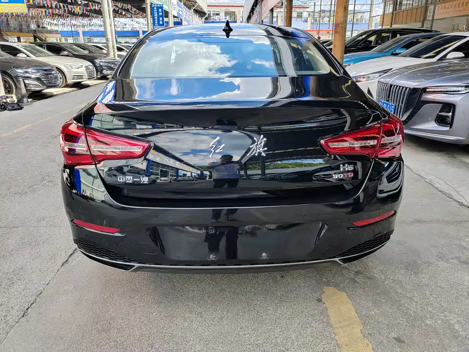 Hongqi H5