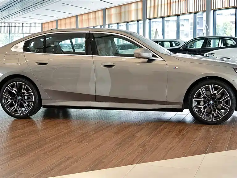 BMW 5 series BMW 5 series