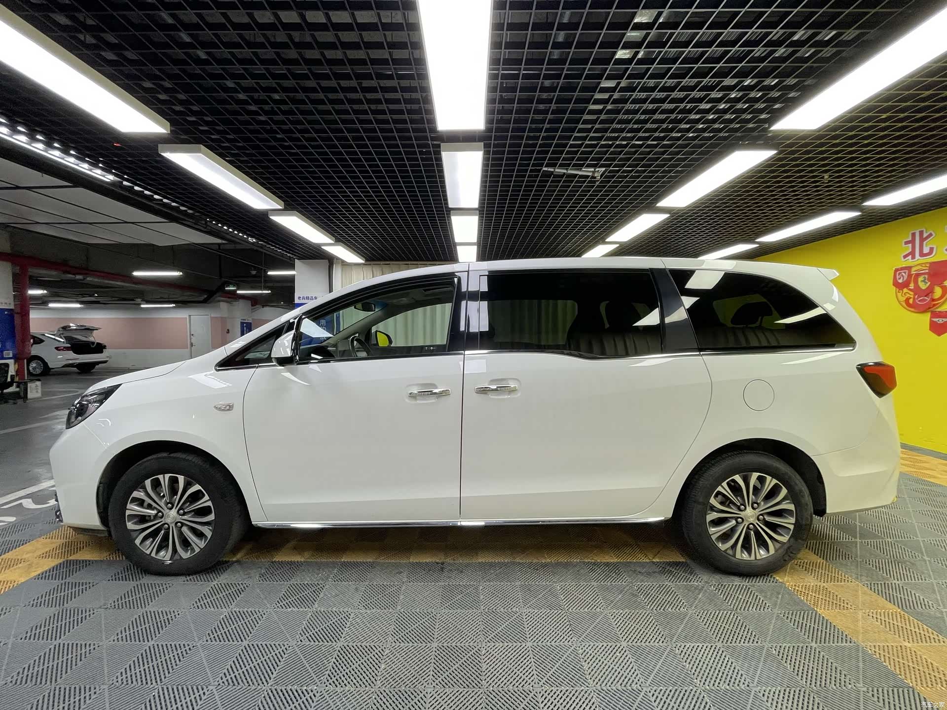 Buick GL8, 2023 31