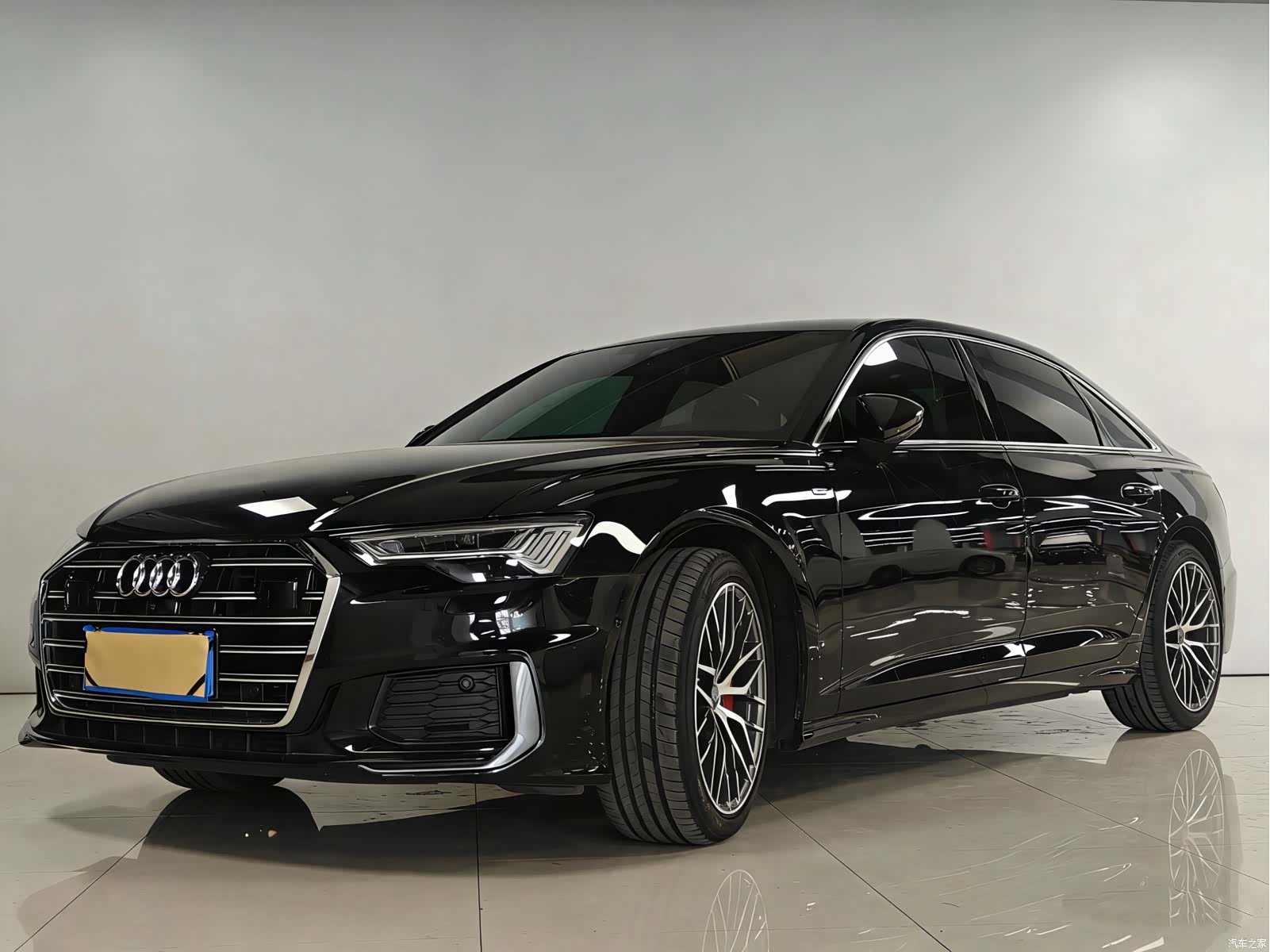 Audi A6L, 2022 1