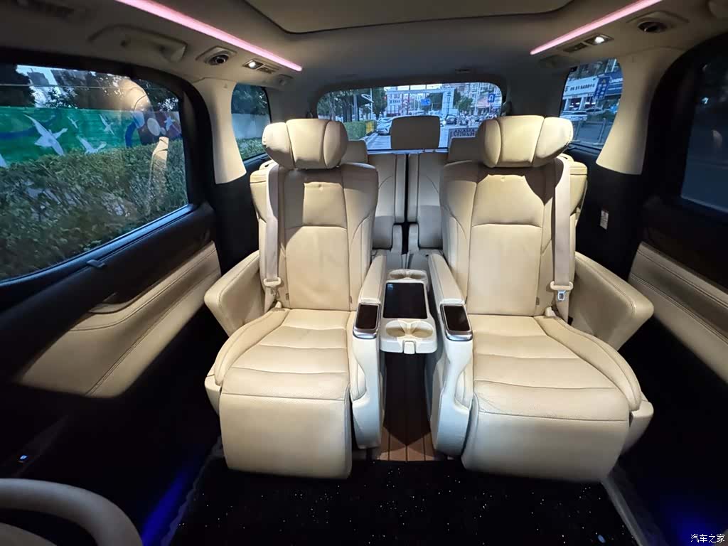 Toyota Alphard, 2018 7