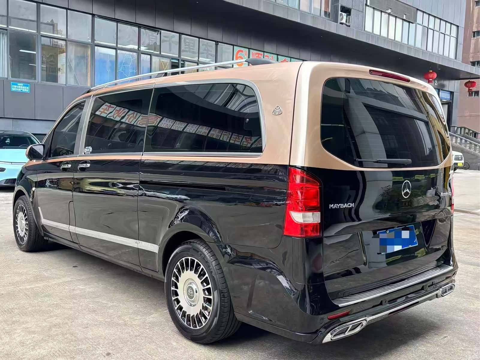 Mercedes-Benz VI, 2019 7