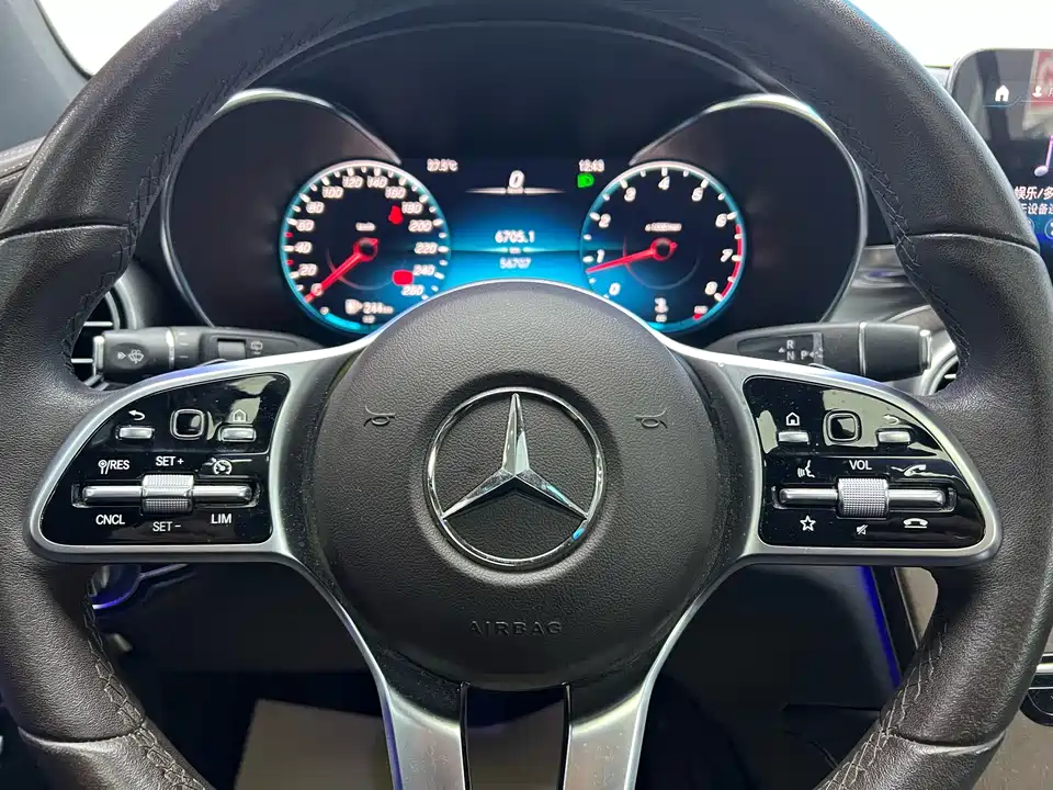 Mercedes-Benz GLC Mercedes-Benz GLC