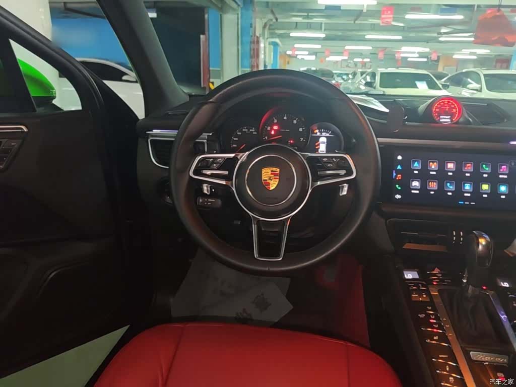 Porsche Macan, 2017 11
