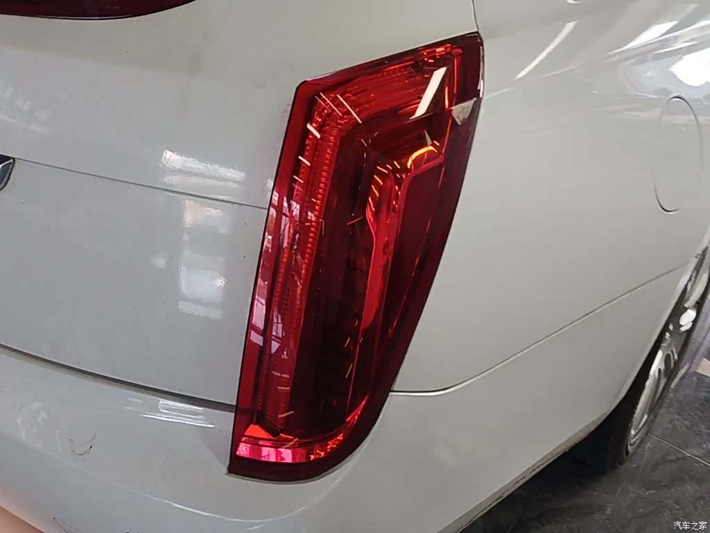 Cadillac XTS, 2017 8