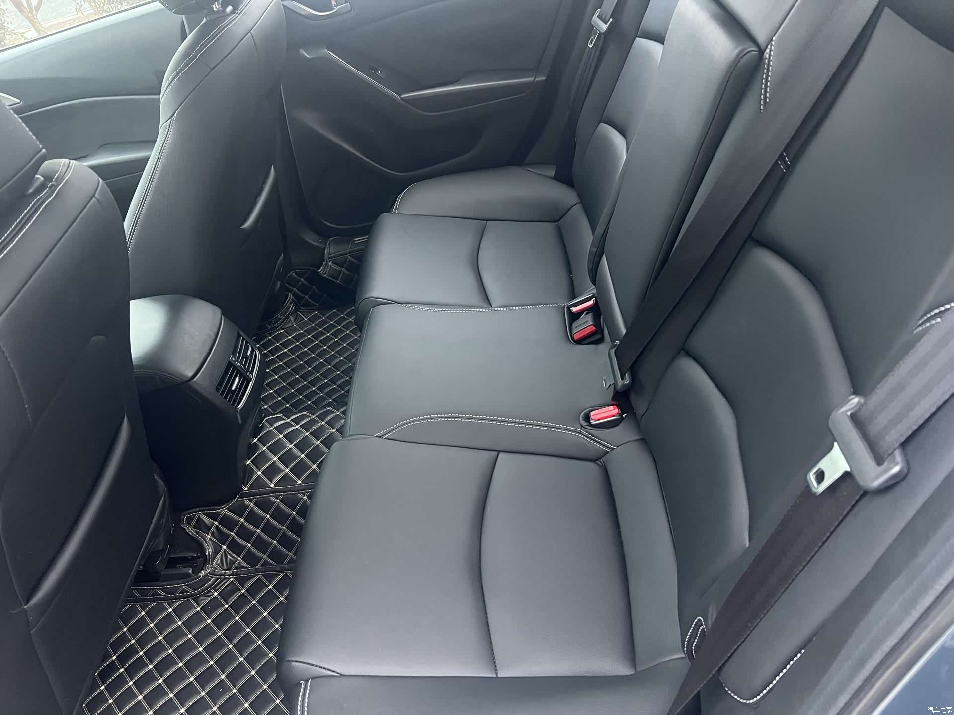 Mazda Mazda3, 2018 9