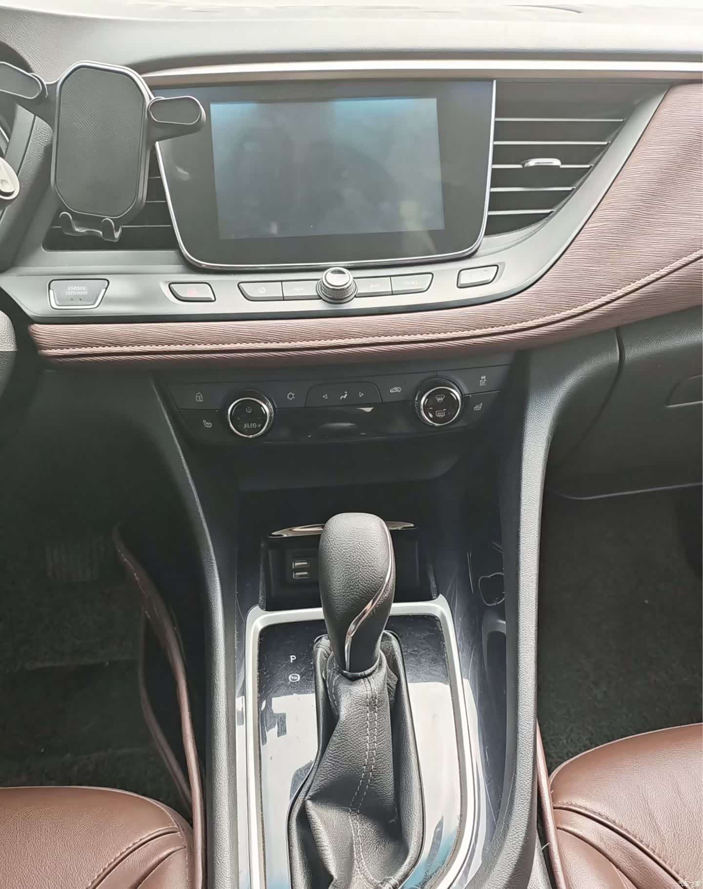 Buick GL6, 2018 8