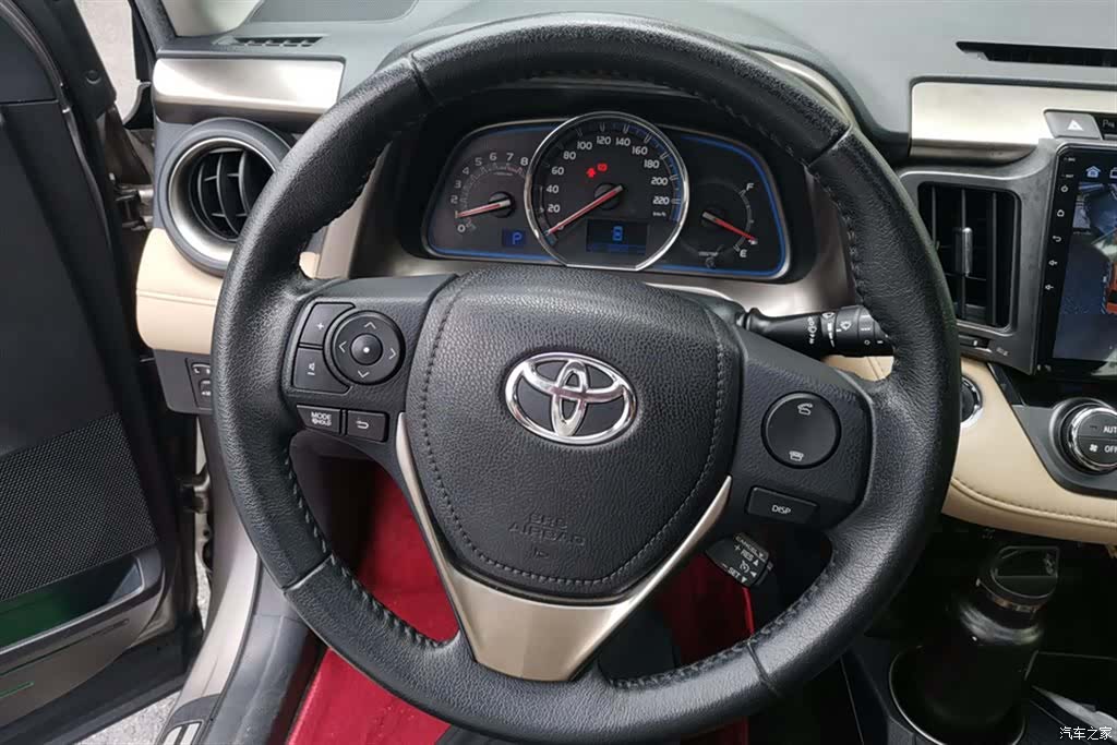 Toyota RAV4, 2014 15