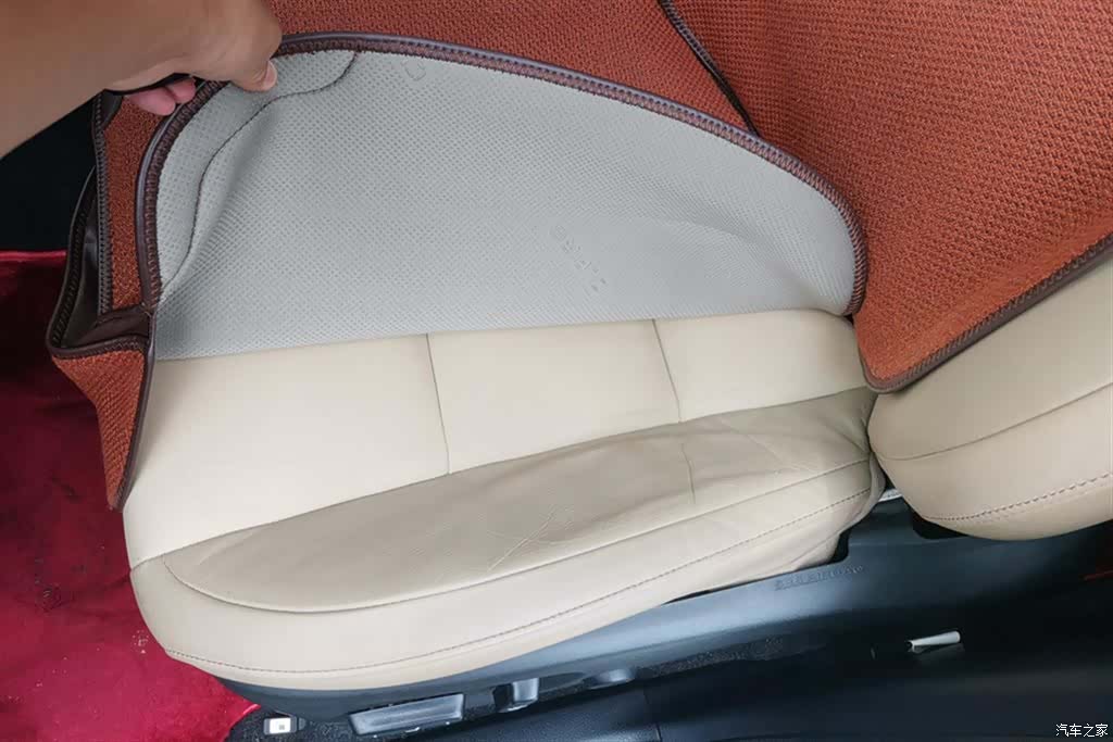 Toyota RAV4, 2014 9