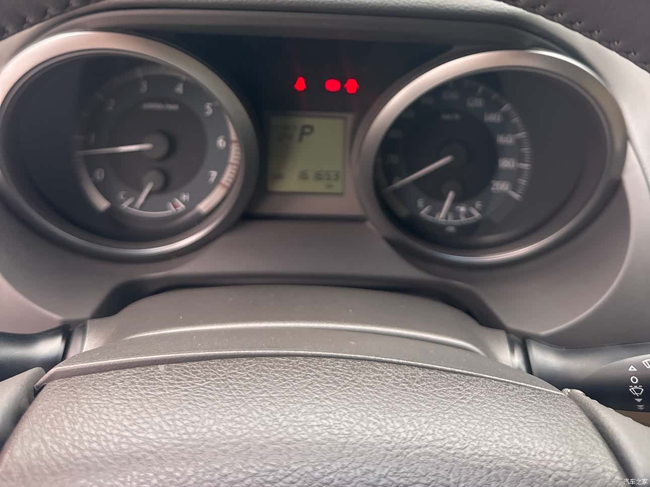 Toyota Prado, 2015 10
