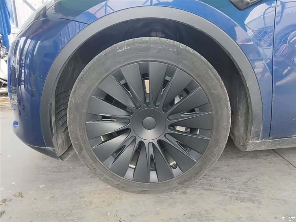 Tesla Model Y, 2021 23