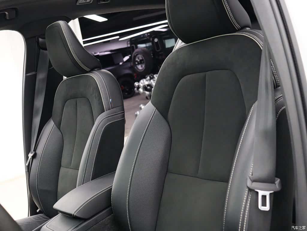 Volvo XC40, 2019 3