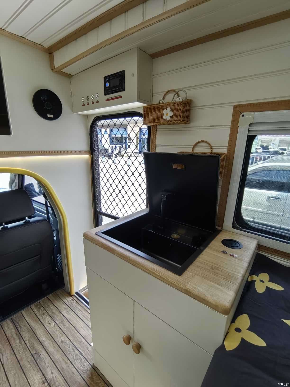 Maxus V80, 2019 7