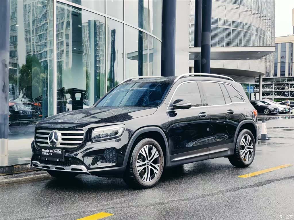 Mercedes-Benz GLB, 2025 1