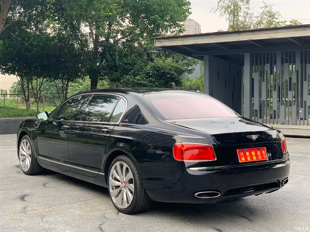 Bentley Flying Spur, 2012 6